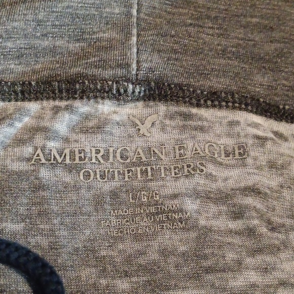 Men's large gray  American eagle hooded long sleeved shirt - Picture 7 of 7
